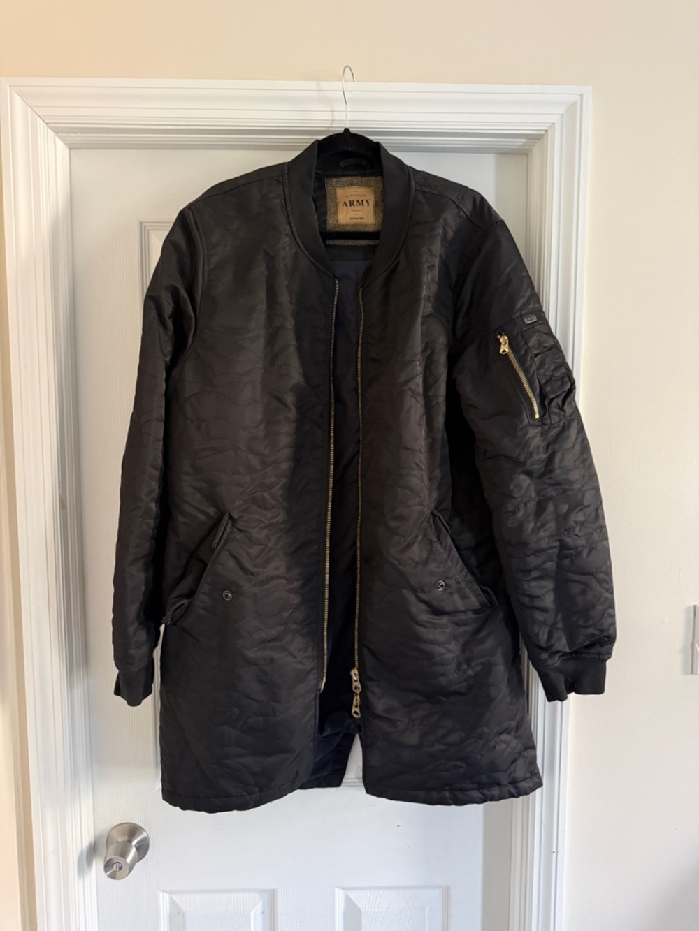 Scotch & Soda Black Quilted Bomber Coat with Gold Hardware XL